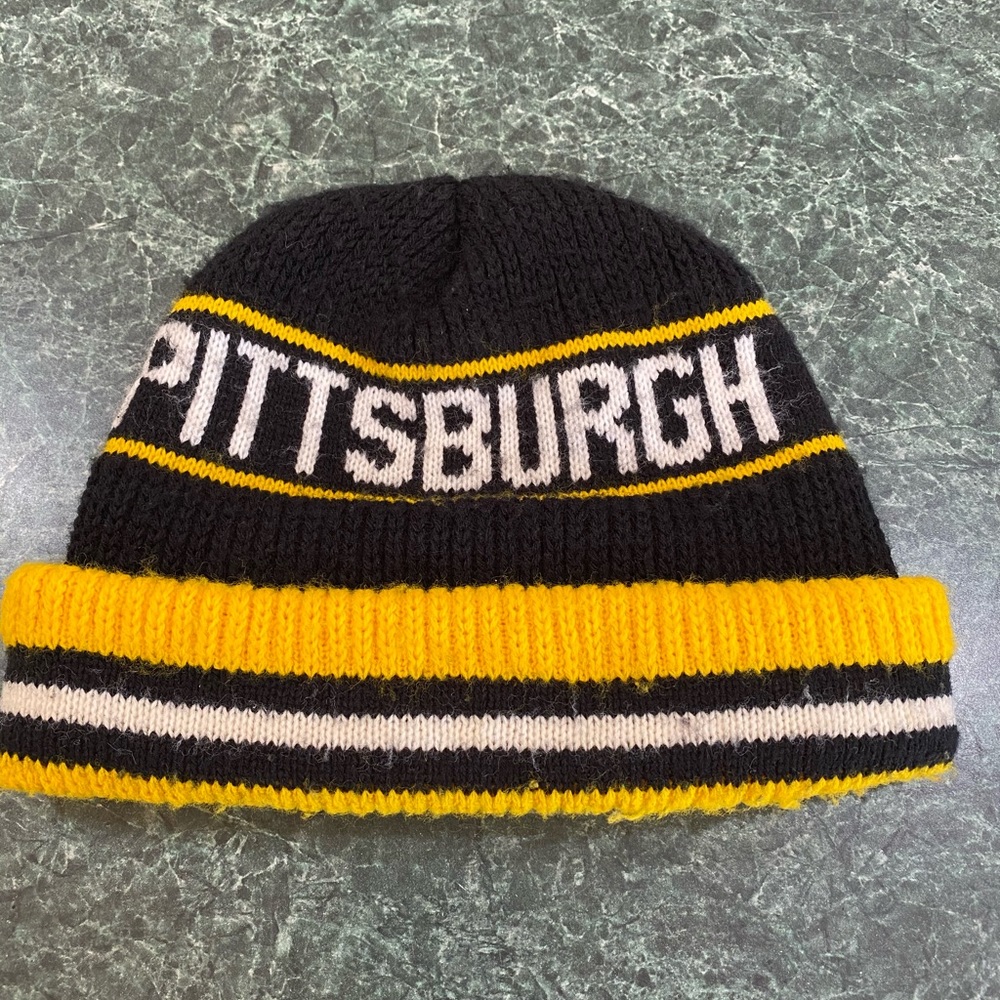 Vintage Pittsburgh Penguins Winter Hat Beanie